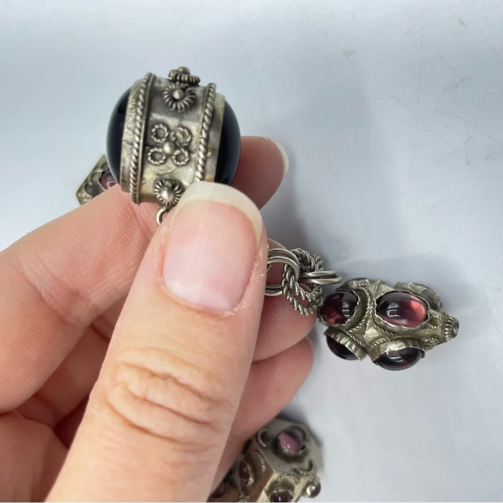 Silver Tone & Red Chunky Bead Charm Bracelet Vintage Style Costume_3